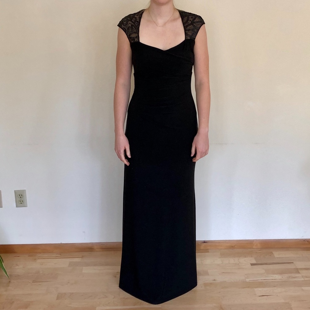 Elegant Ralph Lauren Black evening gown